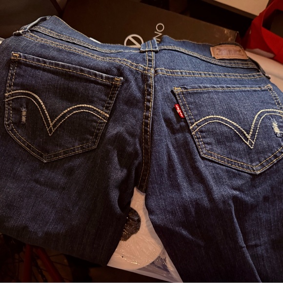 Levi’s 524 Too Superlow Jeans - Picture 5 of 5